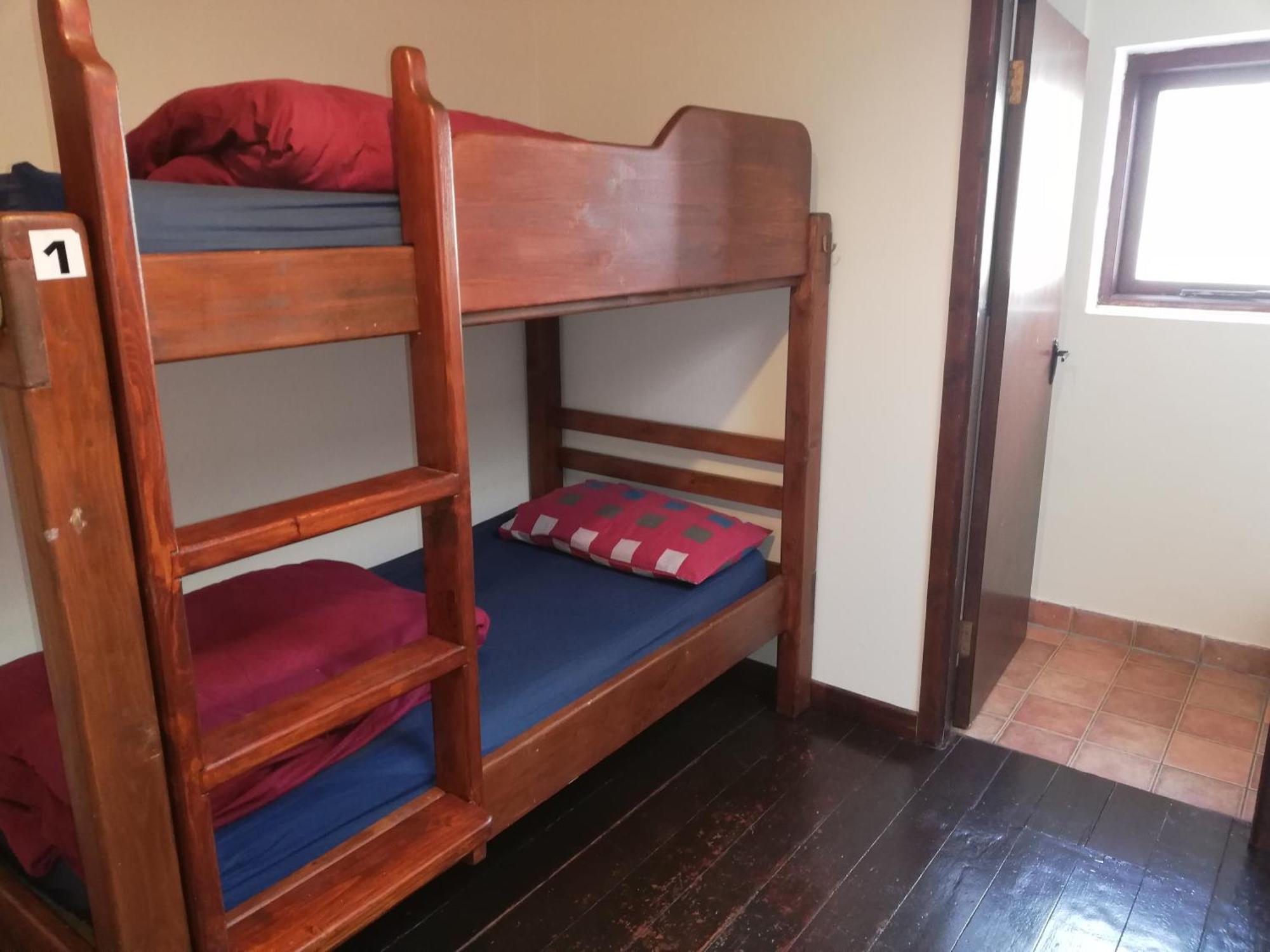 Aille River Tourist Hostel And Camping Doolin Rom bilde