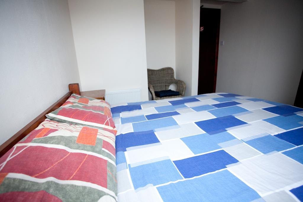 Aille River Tourist Hostel And Camping Doolin Rom bilde